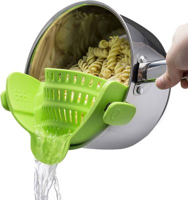 Kitchen gizmo snap n strain strainer