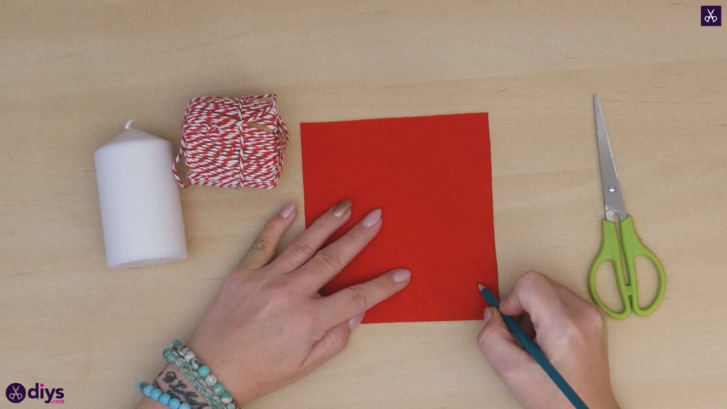 Diy valentine’s candle red paper