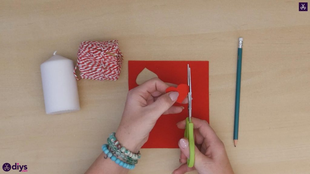 Diy valentine’s candle red paper heart